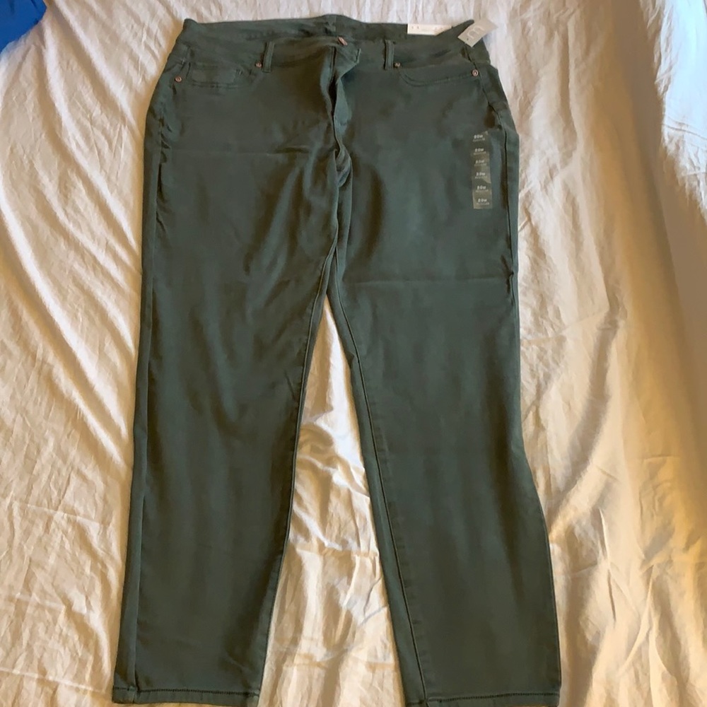 Maurice’s Olive Green Denim Flex Jeggings Size 20W NWT
